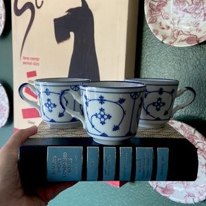 Williams Sanoma blue mini coffee cups set of 3